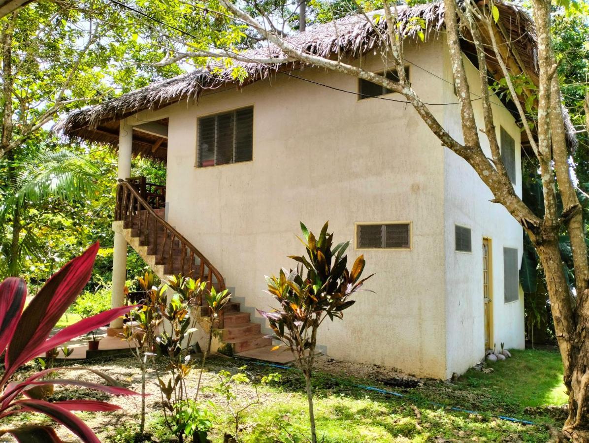 The Sylvia Hostel San Juan  Luaran gambar